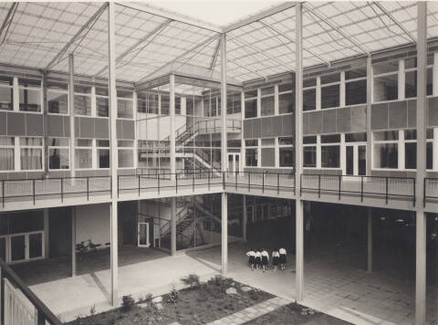 Lyceum Genk, voormalig expo 58 paviljoen van Canada